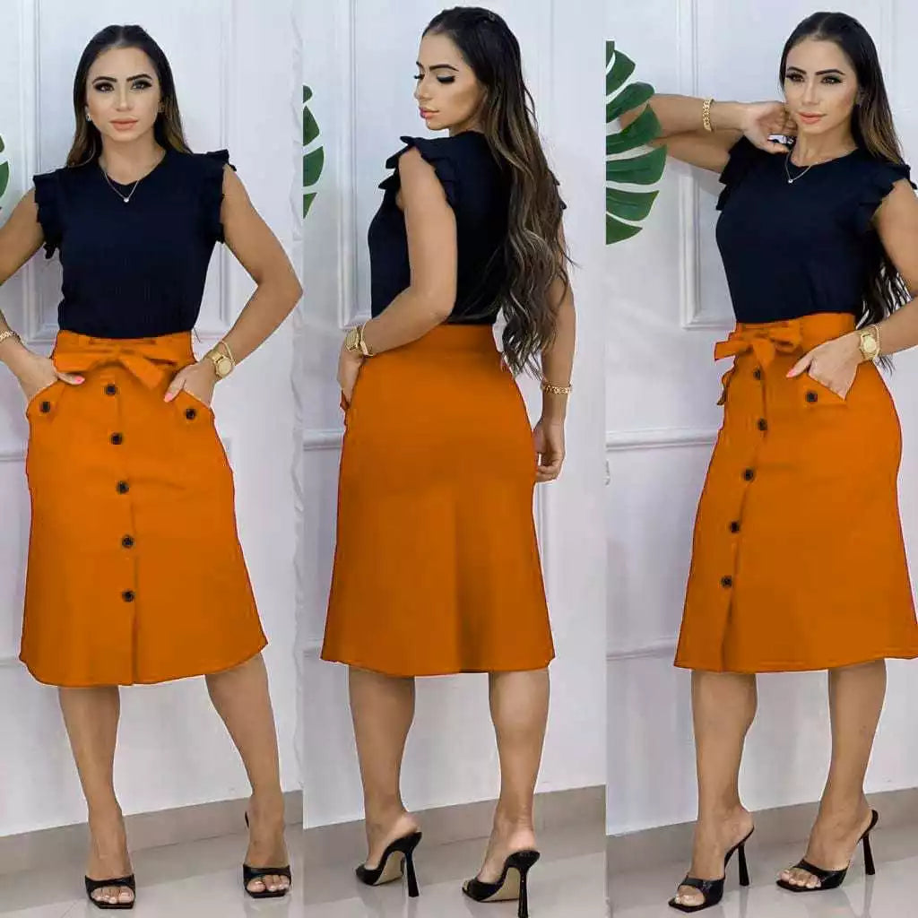 Saia evase de bengaline midi botoes fake com cinto embutido e bolsos laterais