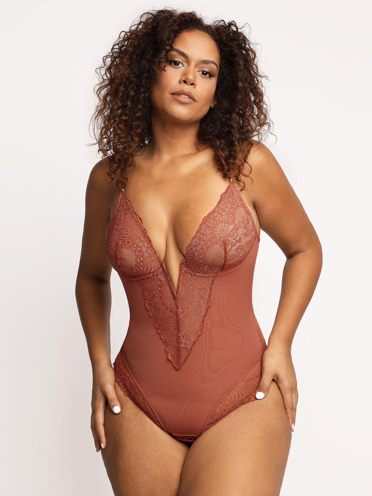 Sexy Spitzen-Body Shaper mit V-Ausschnitt oder Lederrock Invisatu